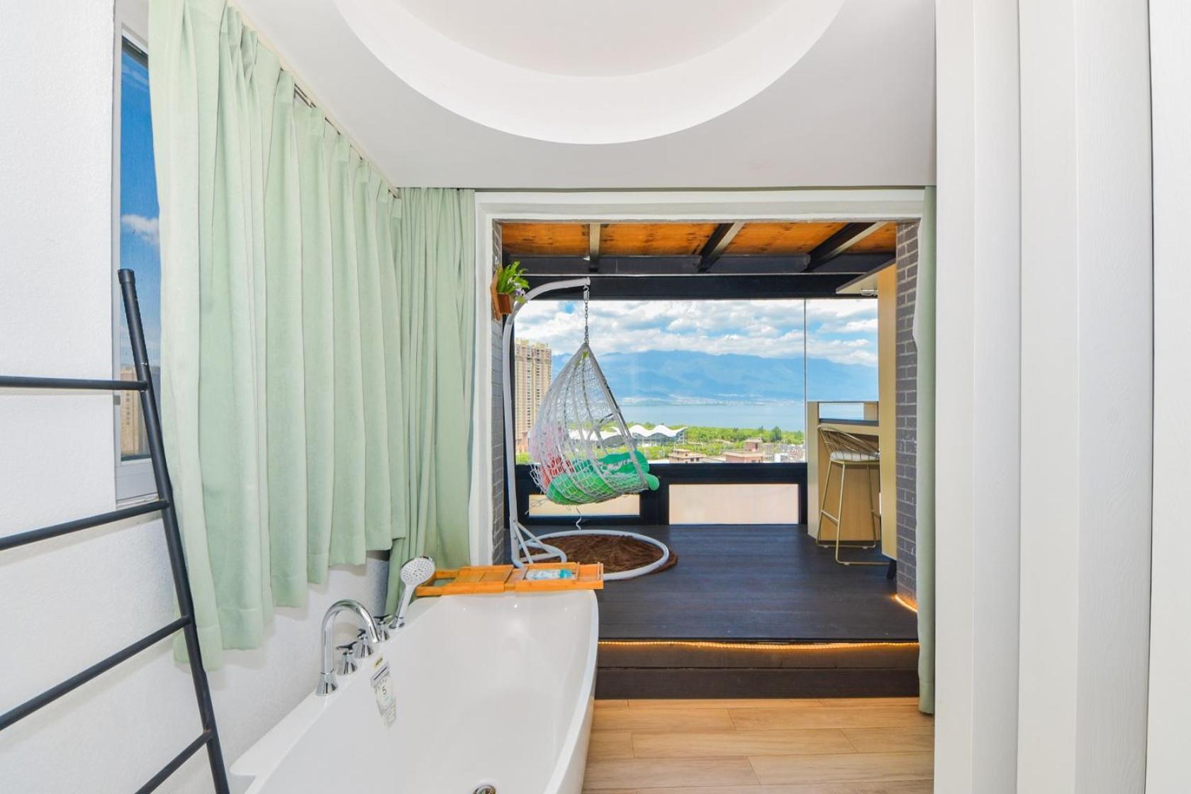 Dali Listening Sea View Villa大理听城海景别墅 Экстерьер фото