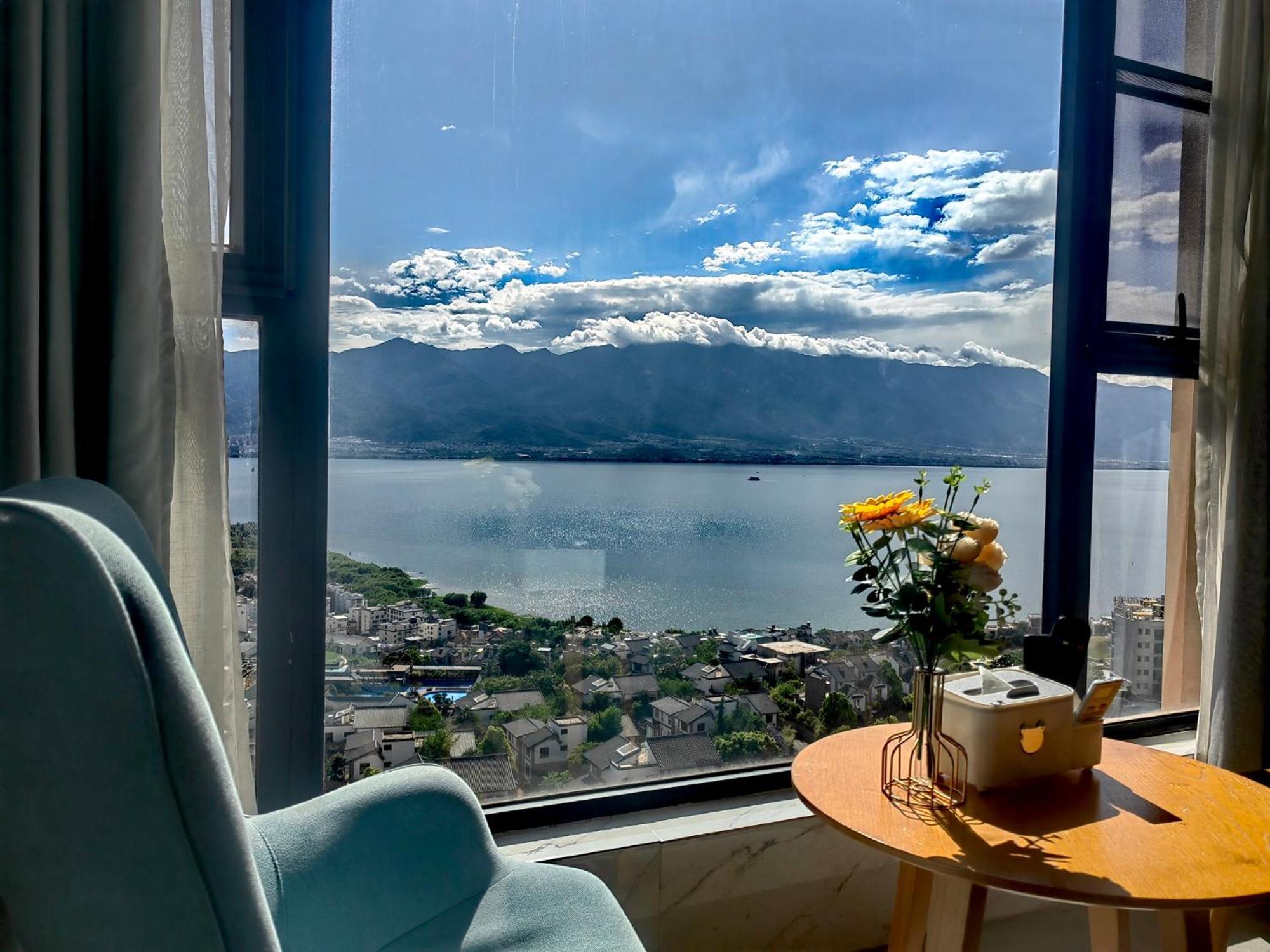 Dali Listening Sea View Villa大理听城海景别墅 Экстерьер фото