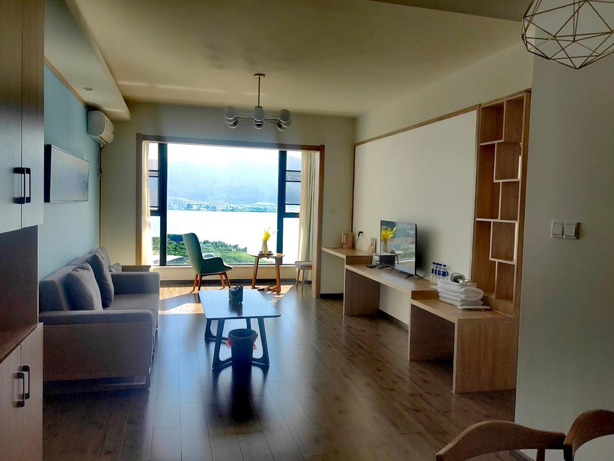 Dali Listening Sea View Villa大理听城海景别墅 Экстерьер фото