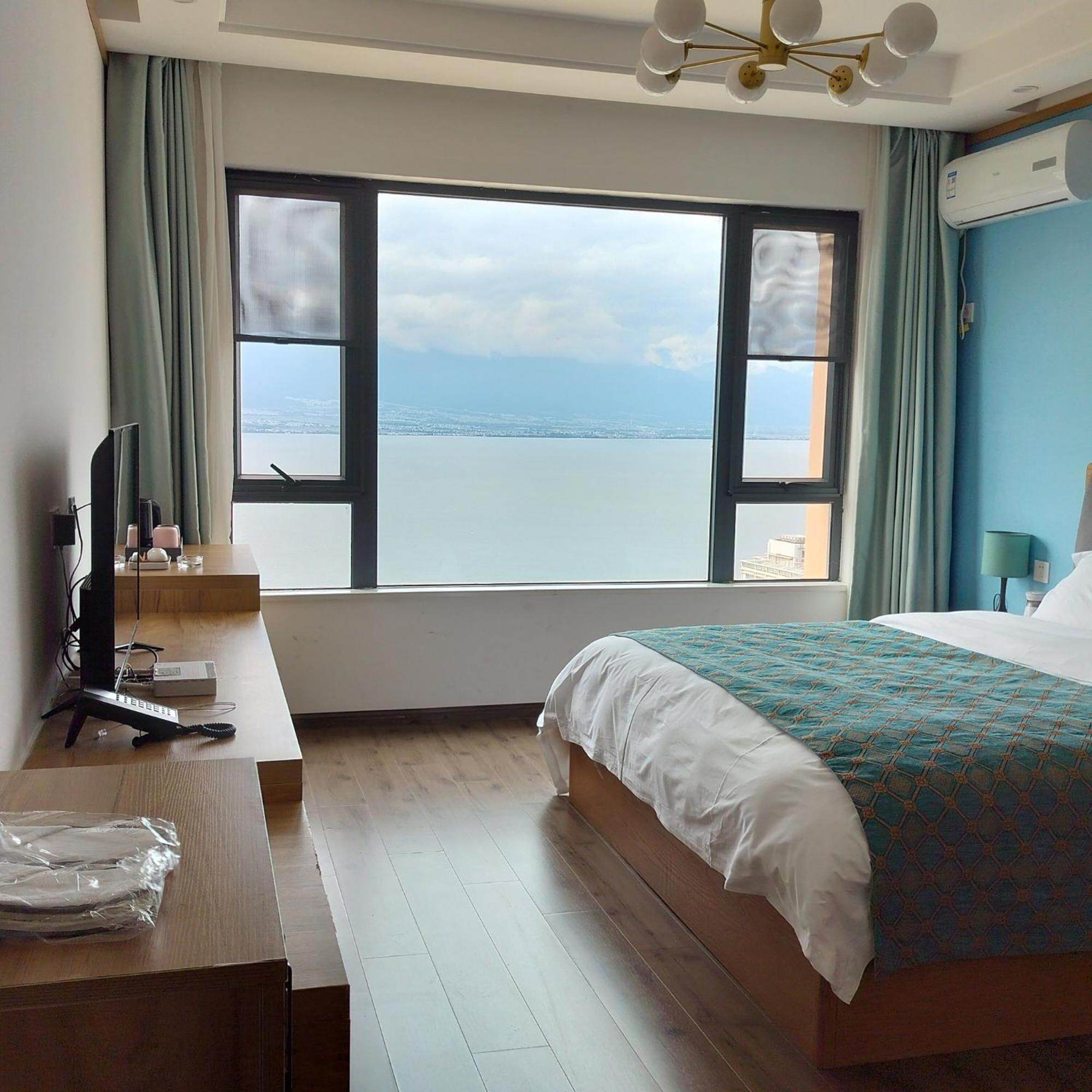 Dali Listening Sea View Villa大理听城海景别墅 Экстерьер фото